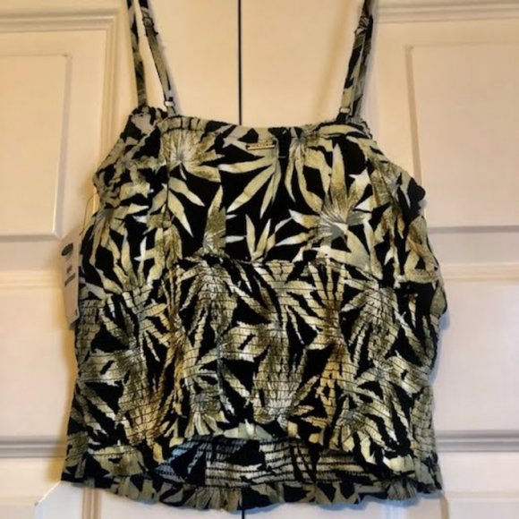 NWT VOLCOM Coco Ho Smocked Crop Cami Sleeveless Top Black Palm Leaves S - Picture 6 of 7